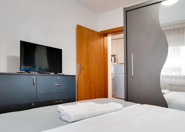 Nada De Lux Apartman *