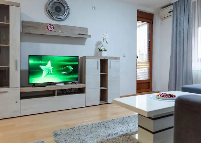 Apartman Nada De Lux *